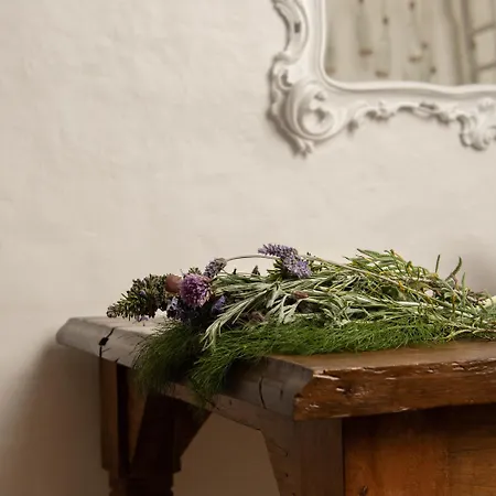 Nina Trulli Country house