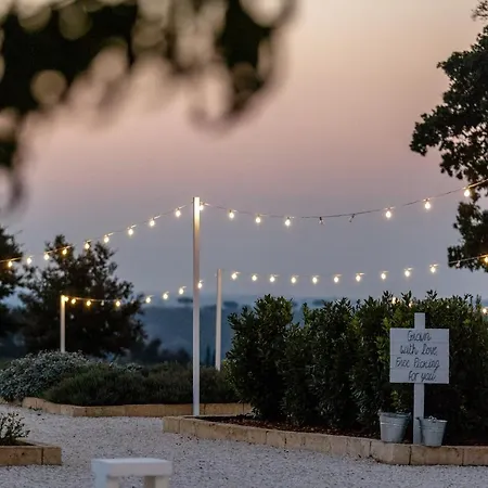 Nina Trulli Country house